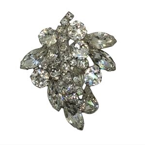 Weiss Vintage Clear Brilliant Rhinestone Brooch